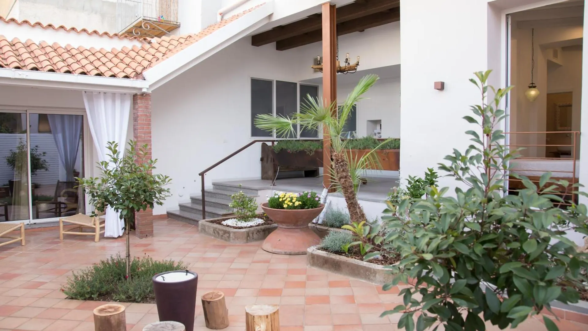 Amelia Apts & Rooms Alghero