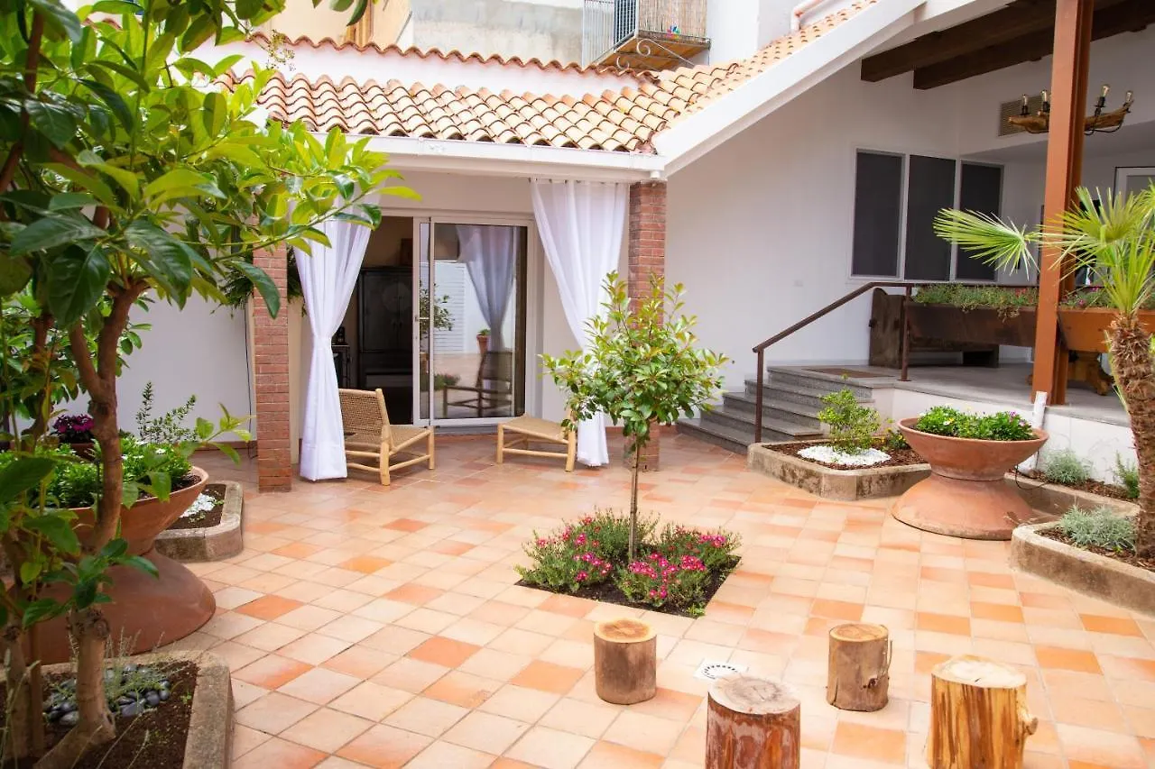 Guest house Amelia Apts & Rooms Alghero