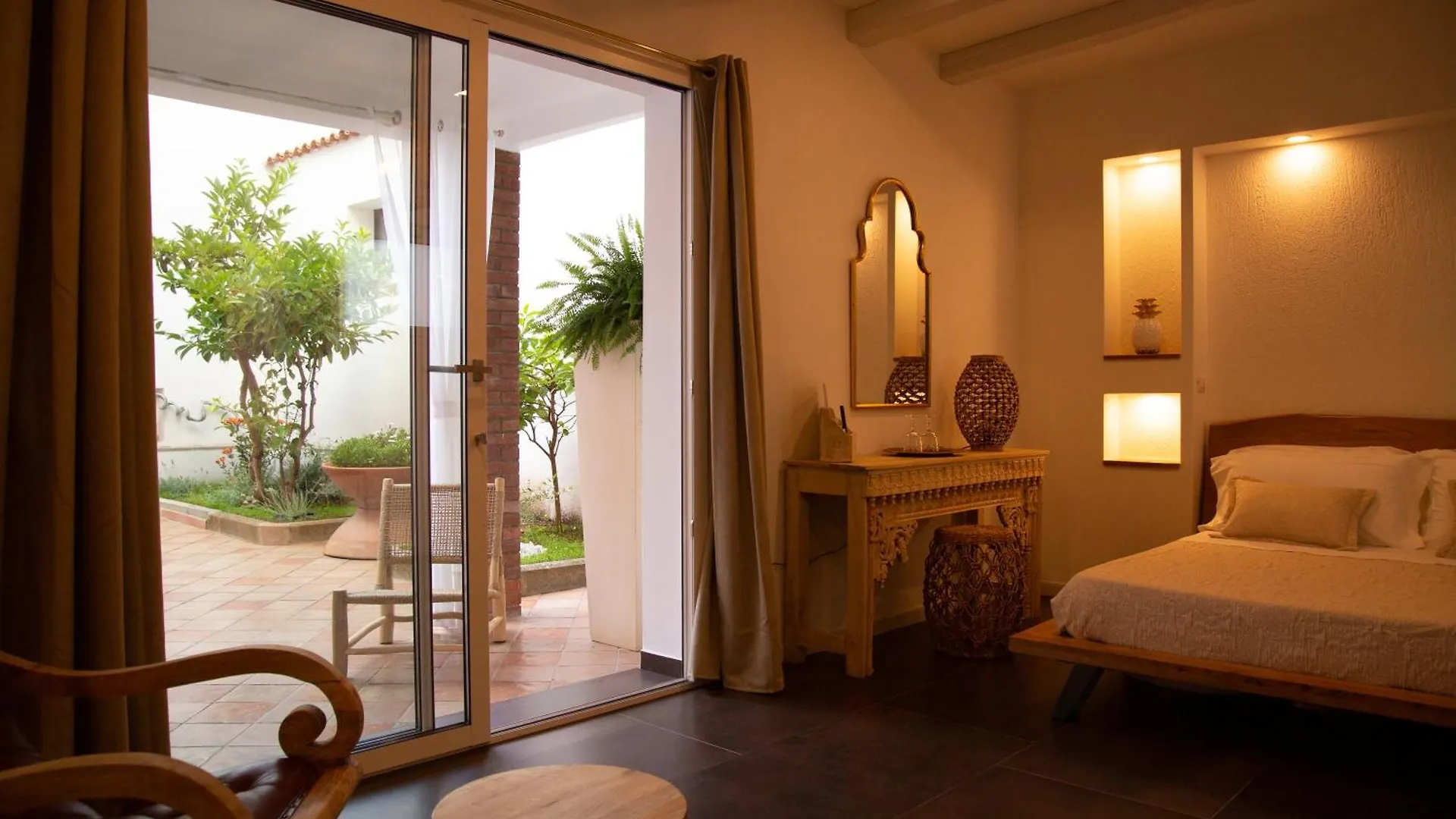 Amelia Apts & Rooms Alghero 0*,